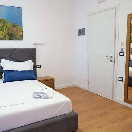 Hilltop Heaven ホテル Sarandë