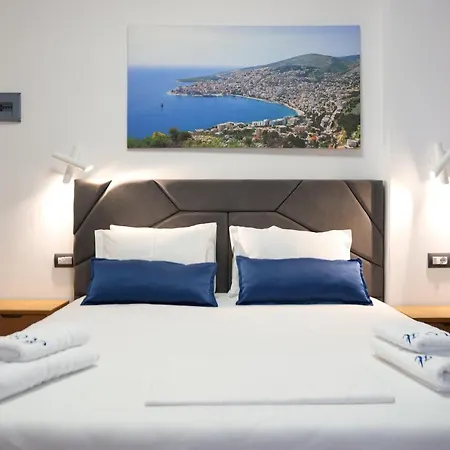 Hilltop Heaven ホテル Sarandë