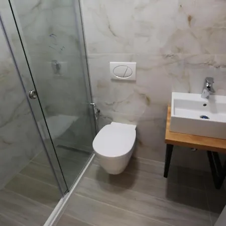 Hilltop Heaven Sarandë