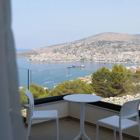 Hotel Hilltop Heaven