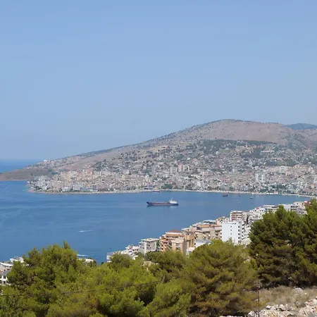 Hotel Hilltop Heaven