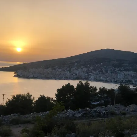 Hilltop Heaven Hotell Sarandë