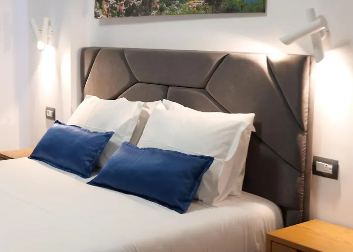 מלון Hilltop Heaven 4*