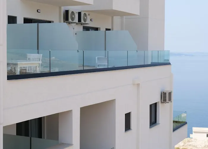 מלון Hilltop Heaven סרנדה