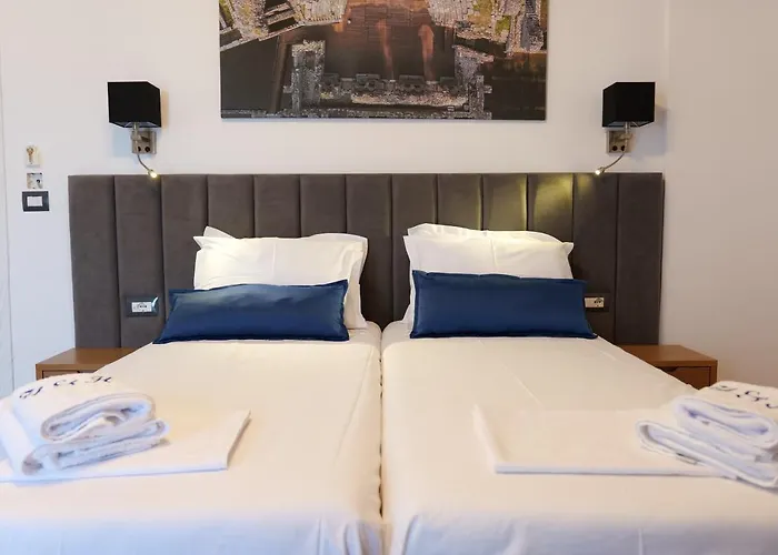 Hilltop Heaven 4* סרנדה